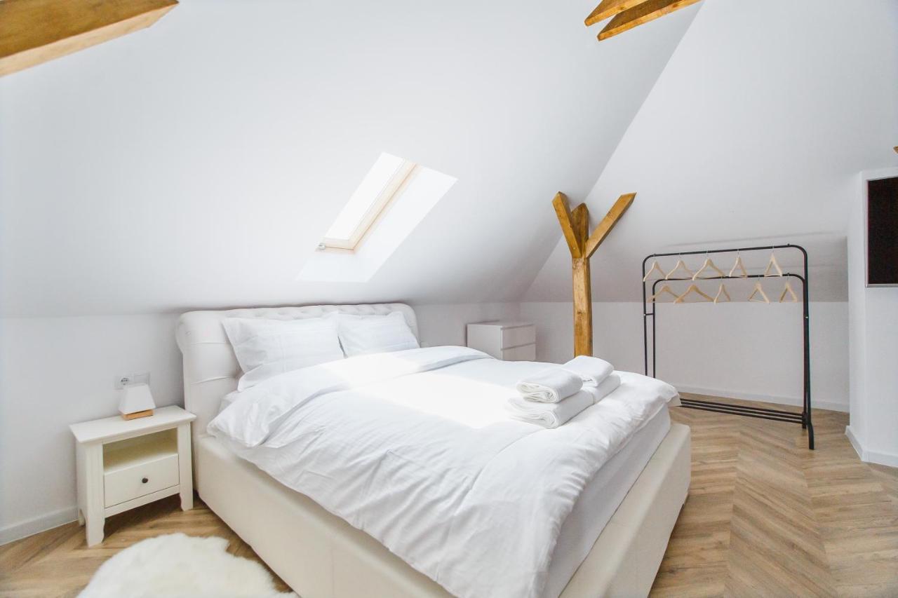 Rya Residence Oradea Exteriér fotografie